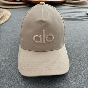ALO Yoga Tan Baseball Cap